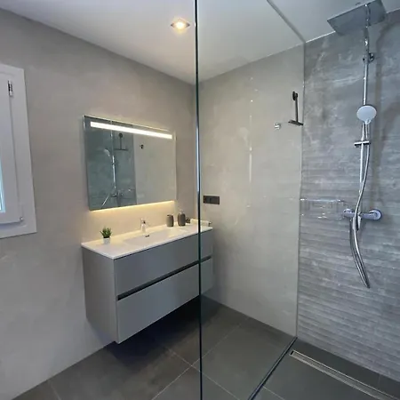 Wonderful Burriana Villa