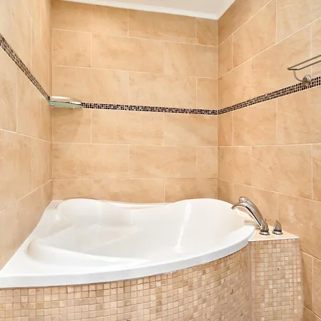 Wonderful Burriana וילה נרחה